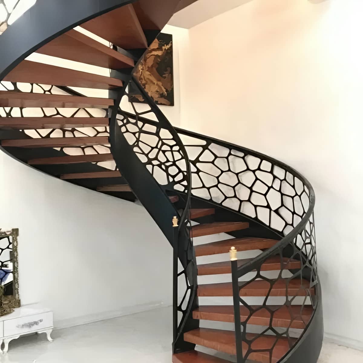 نرده CNC مدرن مینیمال با برش دقیق پنل