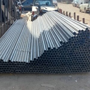 داربست مناسبتی برای نصب کتیبه مذهبی