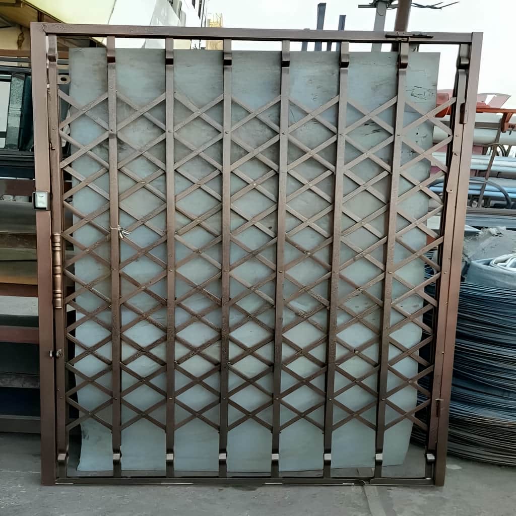 مدل تسمه عریض درب آکاردئونی پنج گل دوبل
