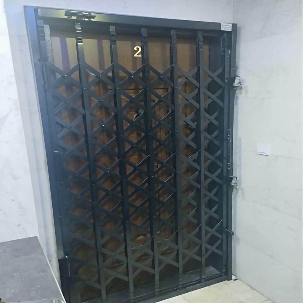 مدل پنج گل حفاظ درب آپارتمان ضد دیلم