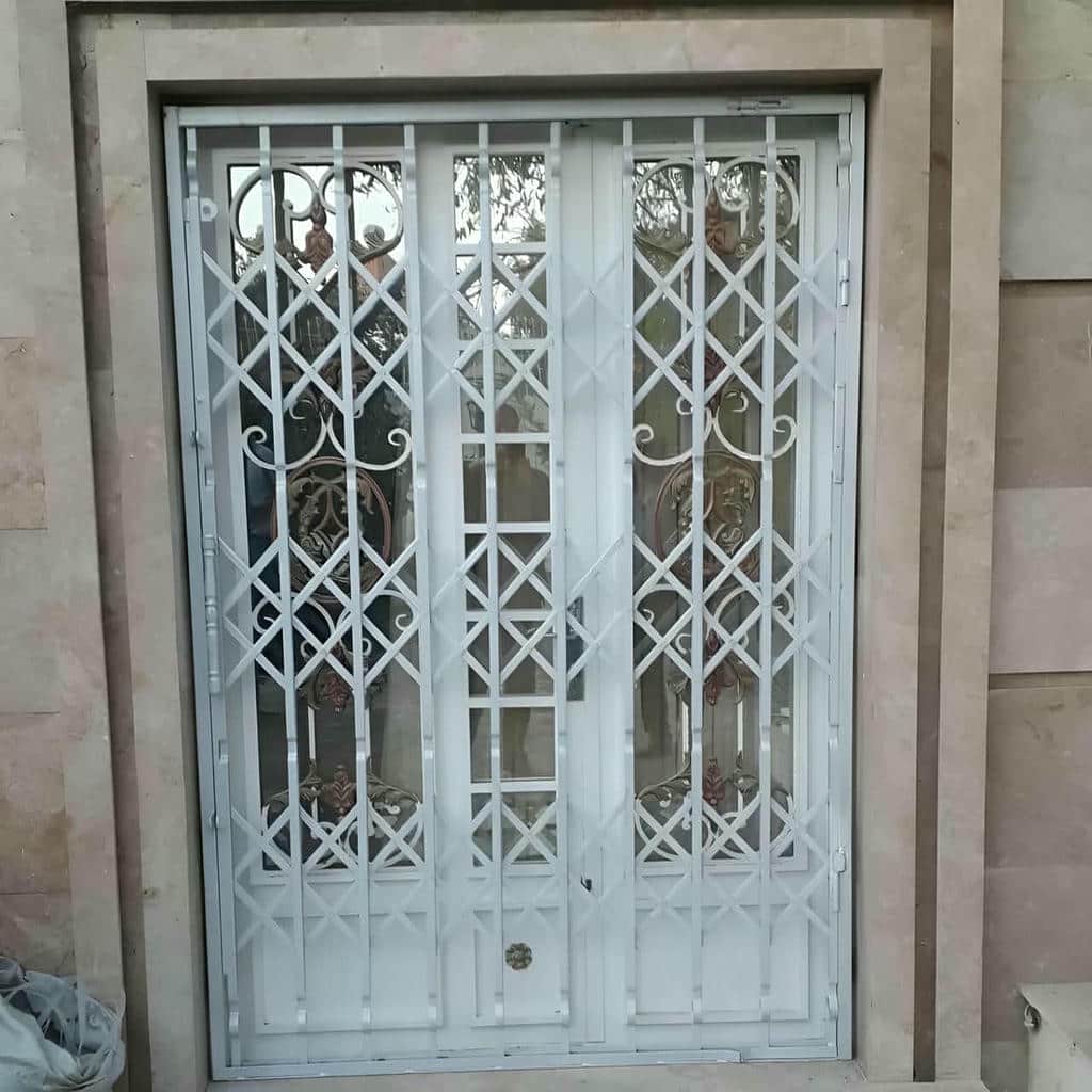 نمونه آکاردئونی حفاظ درب ضد سرقت فلزی