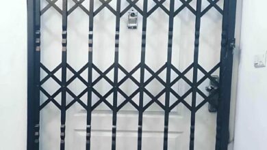 10 مدل درب آکاردئونی سفید طلایی