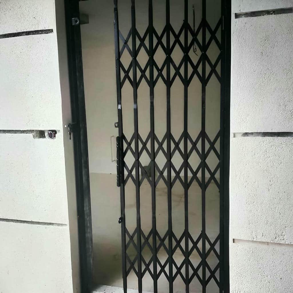 طرح سه گل درب حفاظ فلزی ورودی واحد طرح سه گل درب حفاظ فلزی ورودی واحد