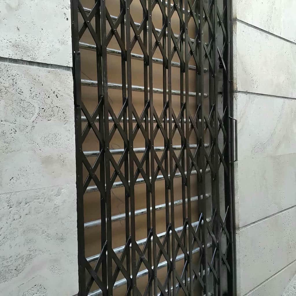 طرح لوزی فشرده درب آکاردئونی سلطنتی گل دار