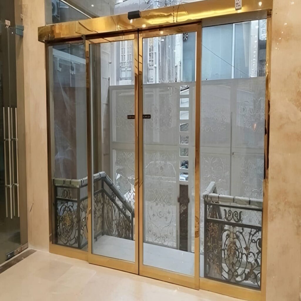 خدمات نصب درب اتوماتیک شیشه‌ای بیمارستانی