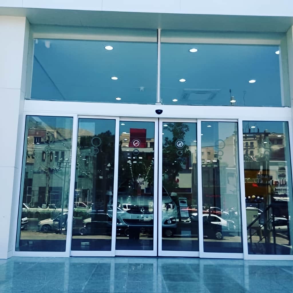 طرح سندبلاست درب اتوماتیک شیشهای دو لت طرح سندبلاست درب اتوماتیک شیشهای دو لت