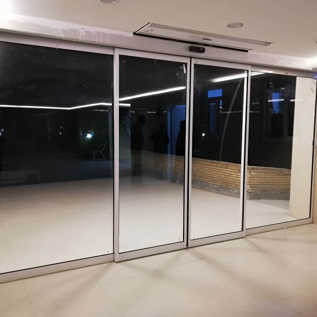 9 طرح اپراتور درب شیشه ای کشویی
