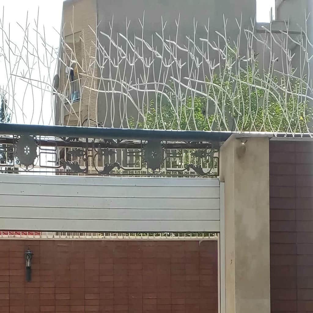 اجرای حفاظ شاخ گوزنی پرتراکم روی تاج سنگی