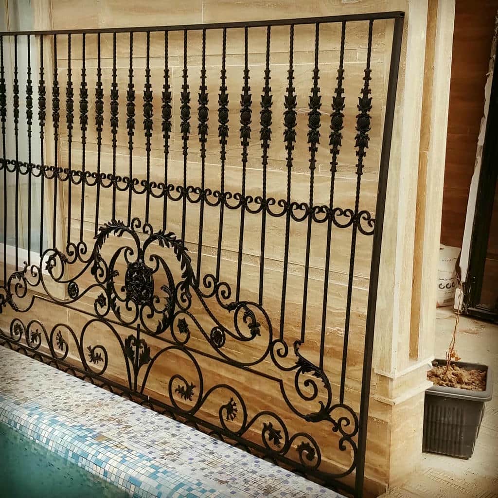 طرح شبکه‌ای حفاظ پنجره قوطی آهنی