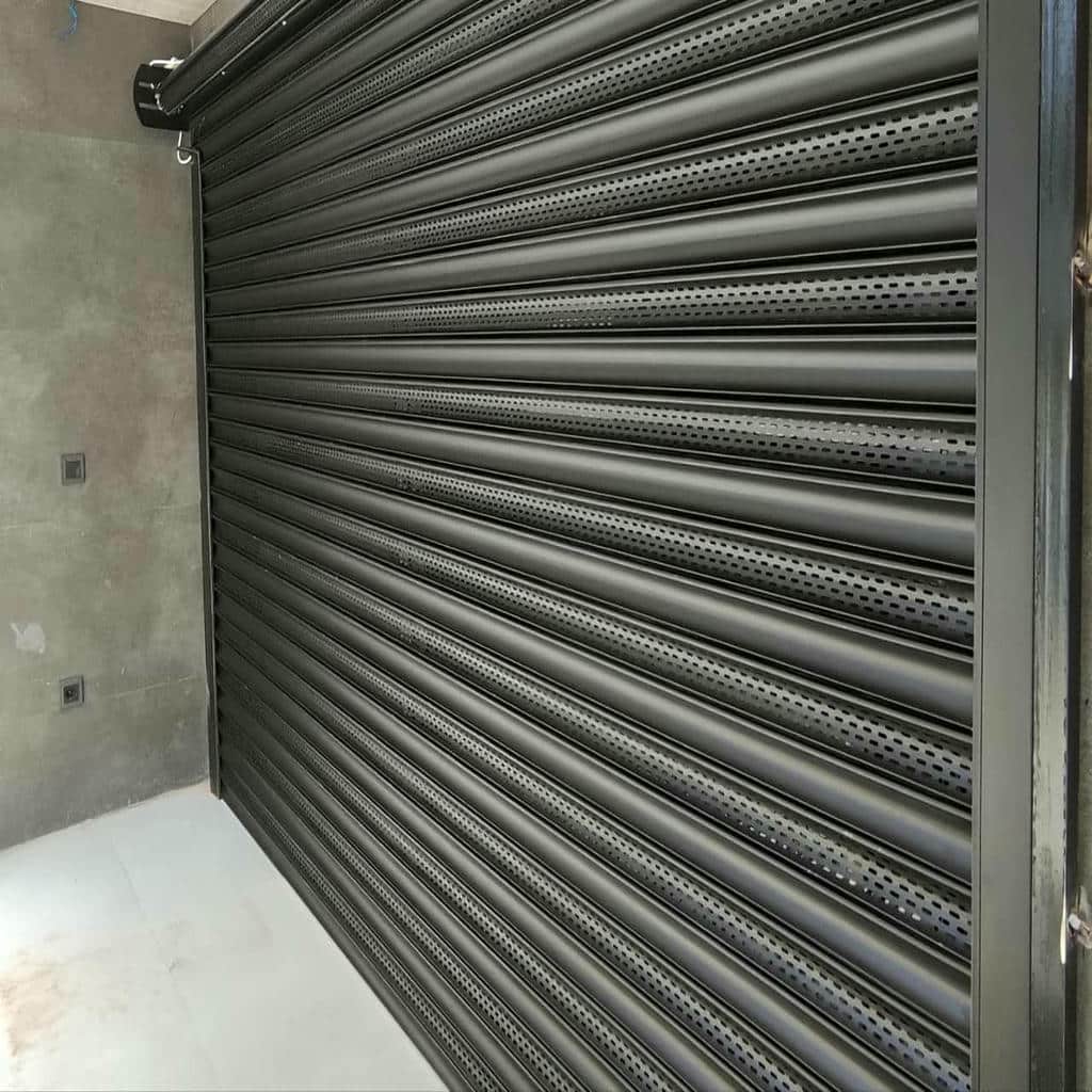 سفارش درب کرکره ای پارکینگ اتوماتیک برای ساختمان
