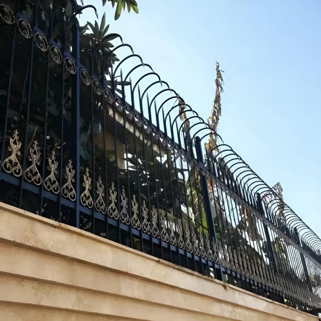 خرید حفاظ سرنیزه ای کم عرض برای دیوار حیاط