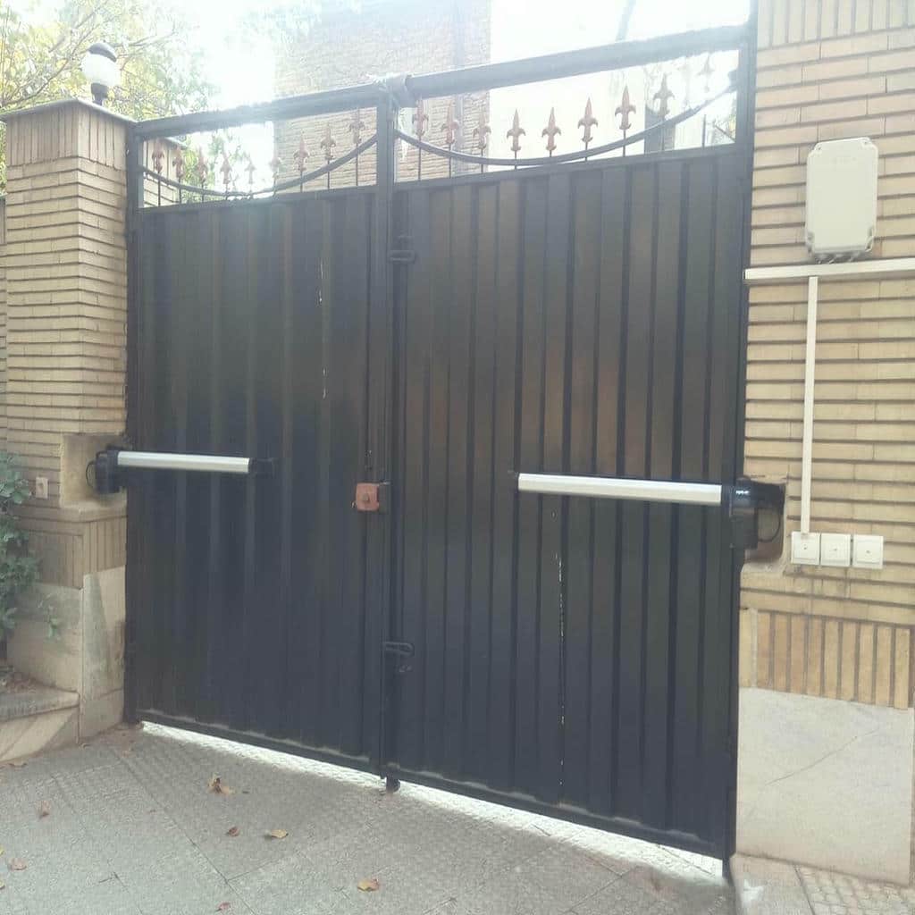 خدمات نصب درب برقی پارکینگ ریلی با توقف نرم