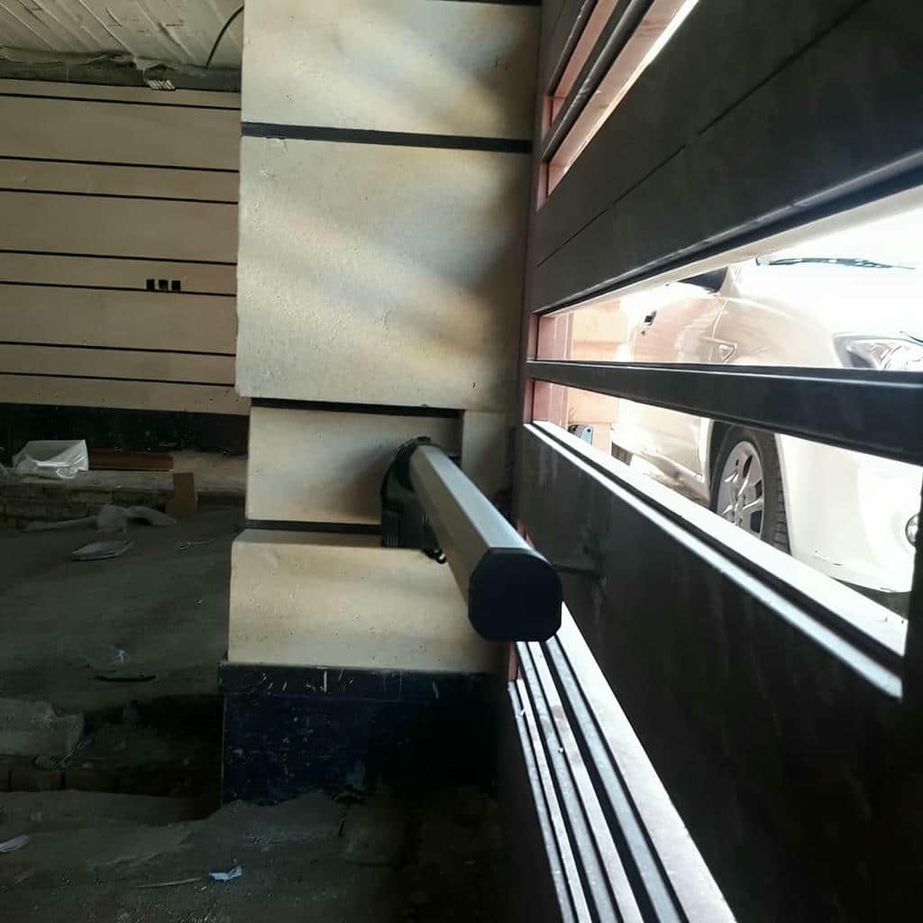سفارش جک درب پارکینگ سنگین کورس بلند برای ستون عمیق سفارش جک درب پارکینگ سنگین کورس بلند برای ستون عمیق