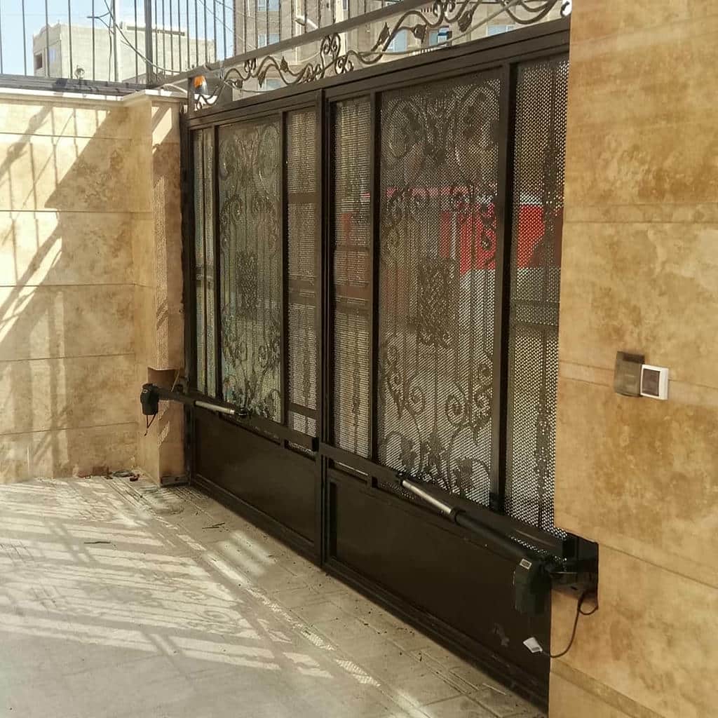 قیمت ریموت درب پارکینگ کد لرنینگ با بدنه فلزی قیمت ریموت درب پارکینگ کد لرنینگ با بدنه فلزی