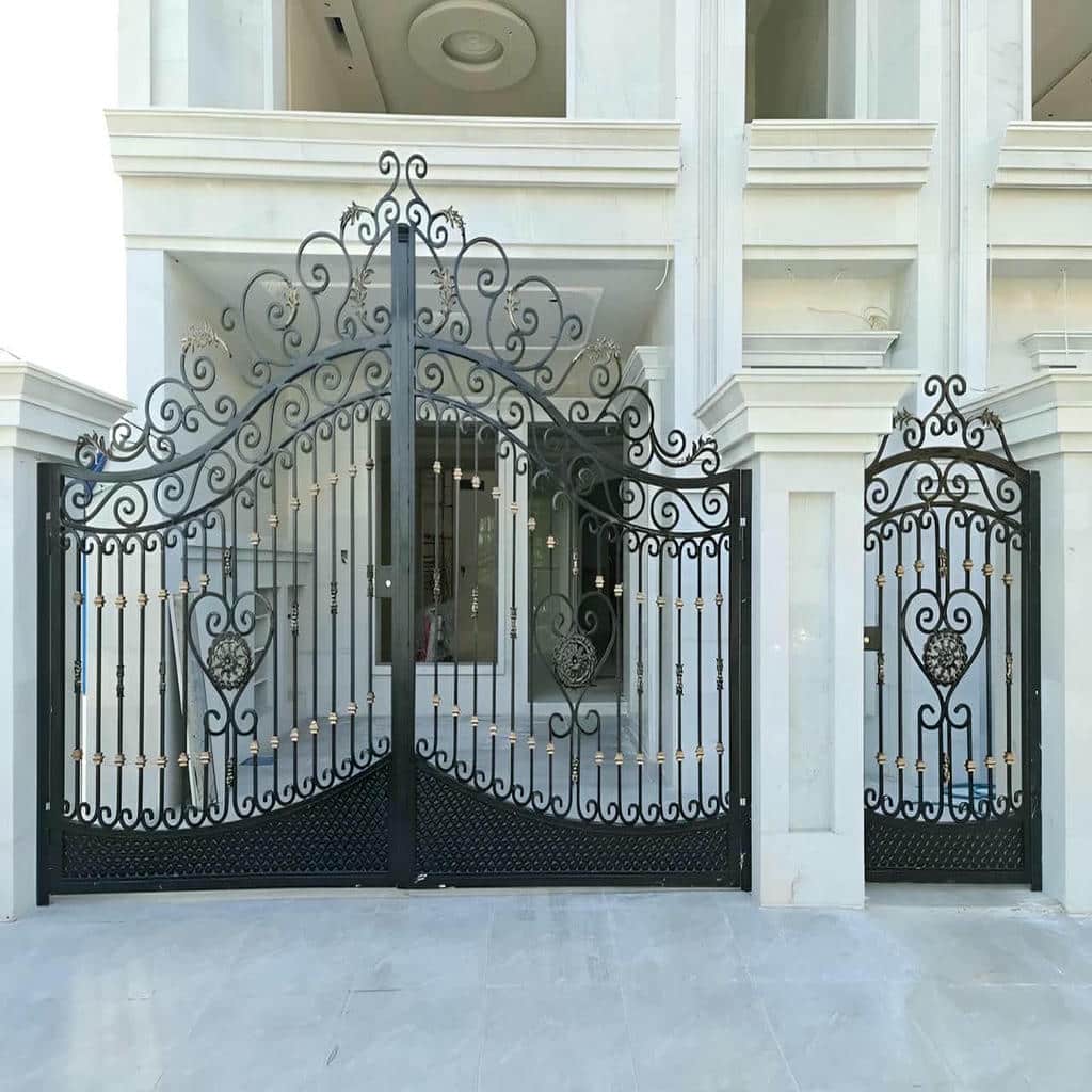 فروش درب ویلایی پارکینگ دو لنگه طرح کلاسیک
