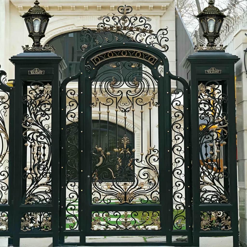 ساخت درب پارکینگ کشویی محوطه فرفورژه