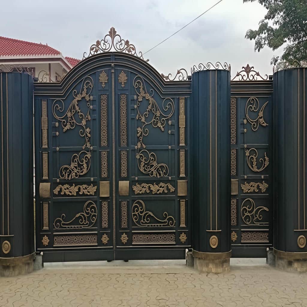 راهنمای انتخاب ستون برای درب پارکینگ لولایی