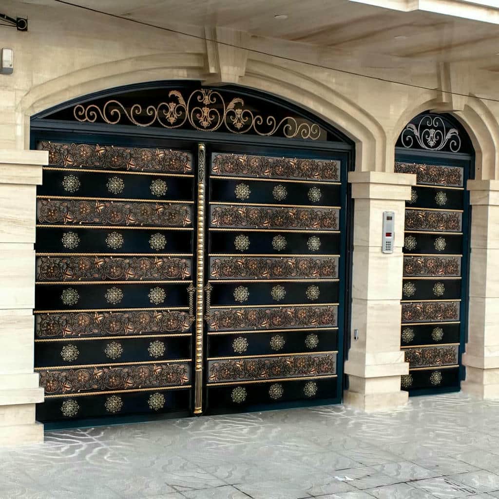 7 نمونه درب پارکینگ آهنی ریلی