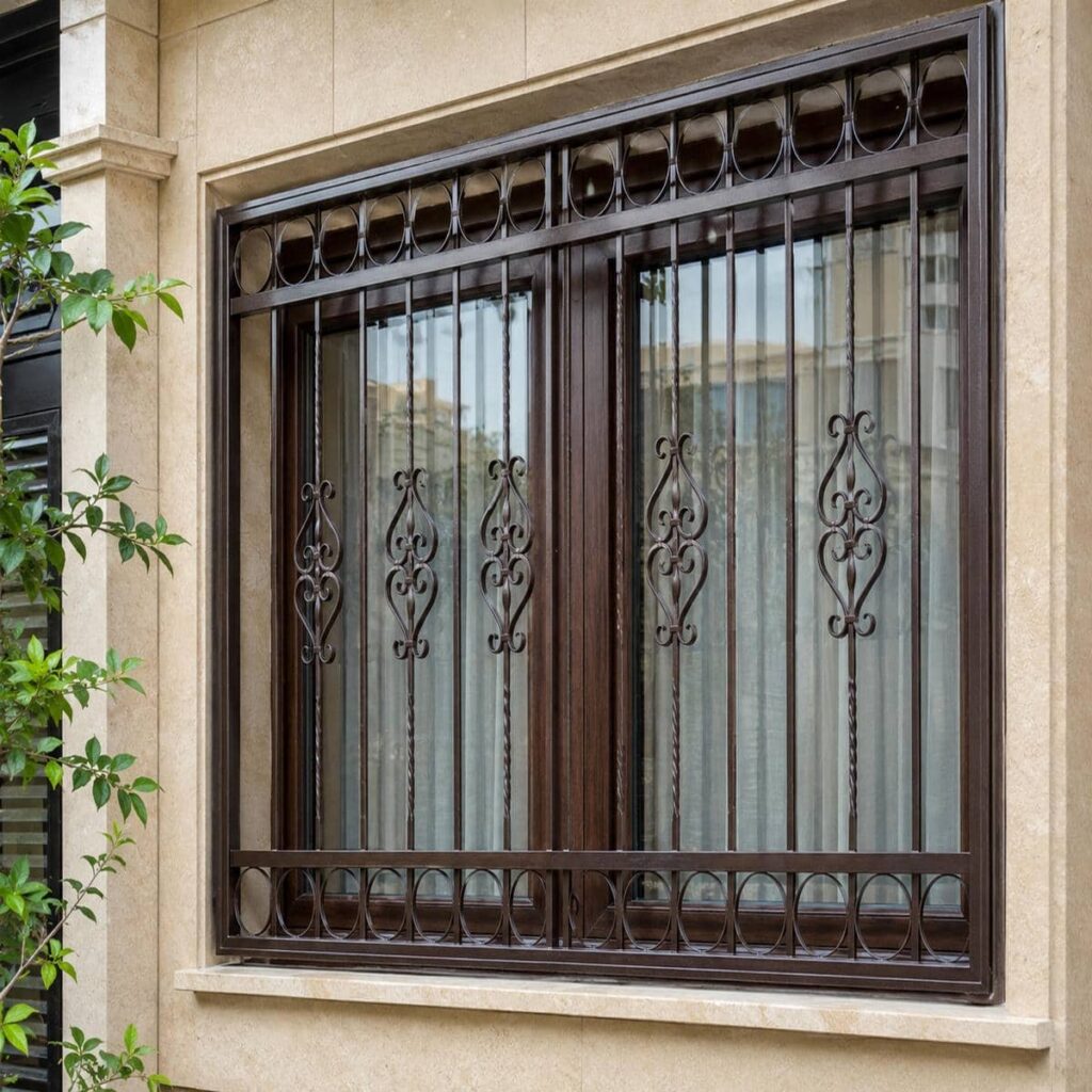 خرید حفاظ پنجره سفید طلایی با گل طلایی