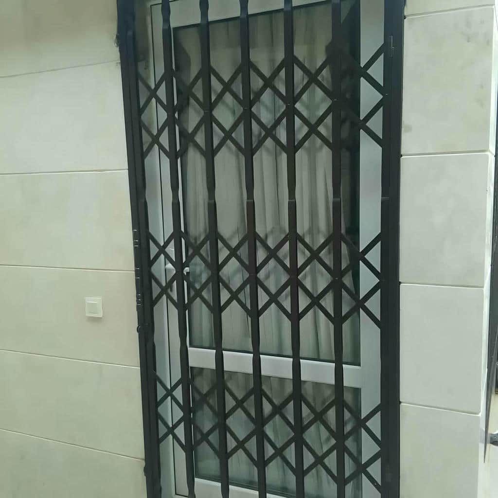 حفاظ کشویی فلزی با رنگ انتخابی پروژه