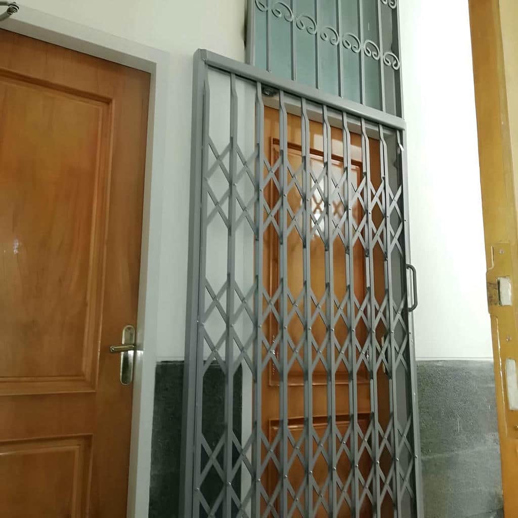 حفاظ درب ورودی فلزی سفارشی