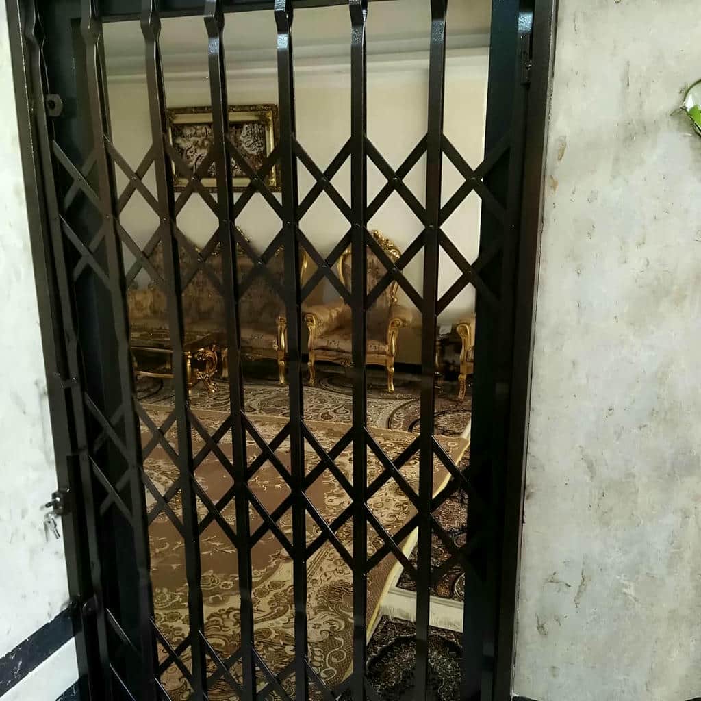 حفاظ آکاردئونی آماده نصب تخصصی روی چهارچوب
