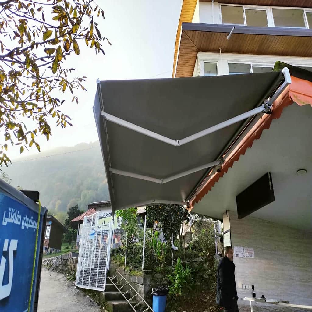 سایبان برقی با کنترل از راه دور