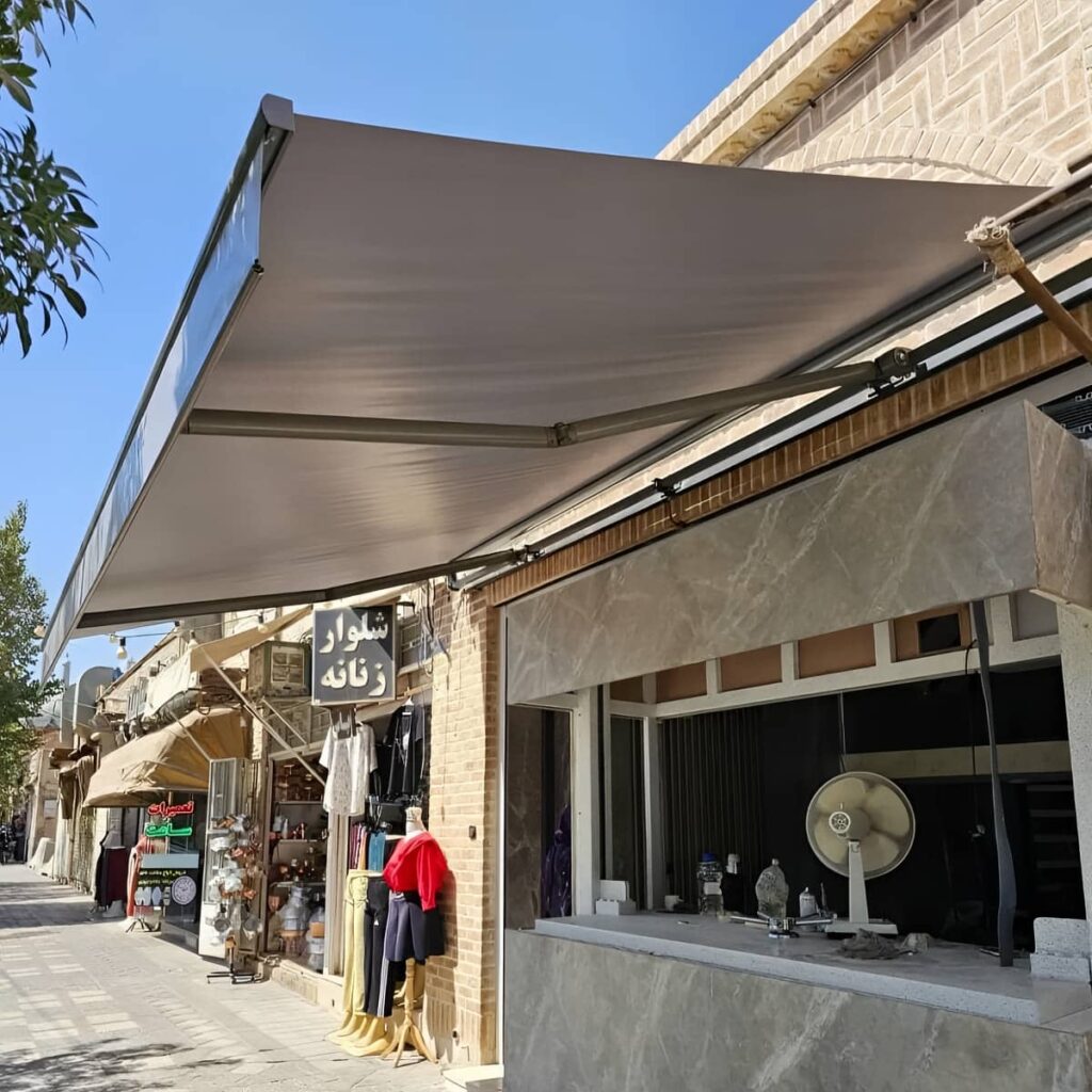 سایبان ریموت دار مدل بازویی اتوماتیک