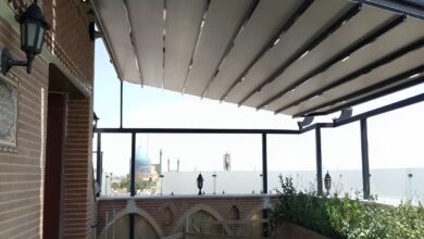 سقف متحرک پارچه ای با پارچه روشن در نمای کلاسیک