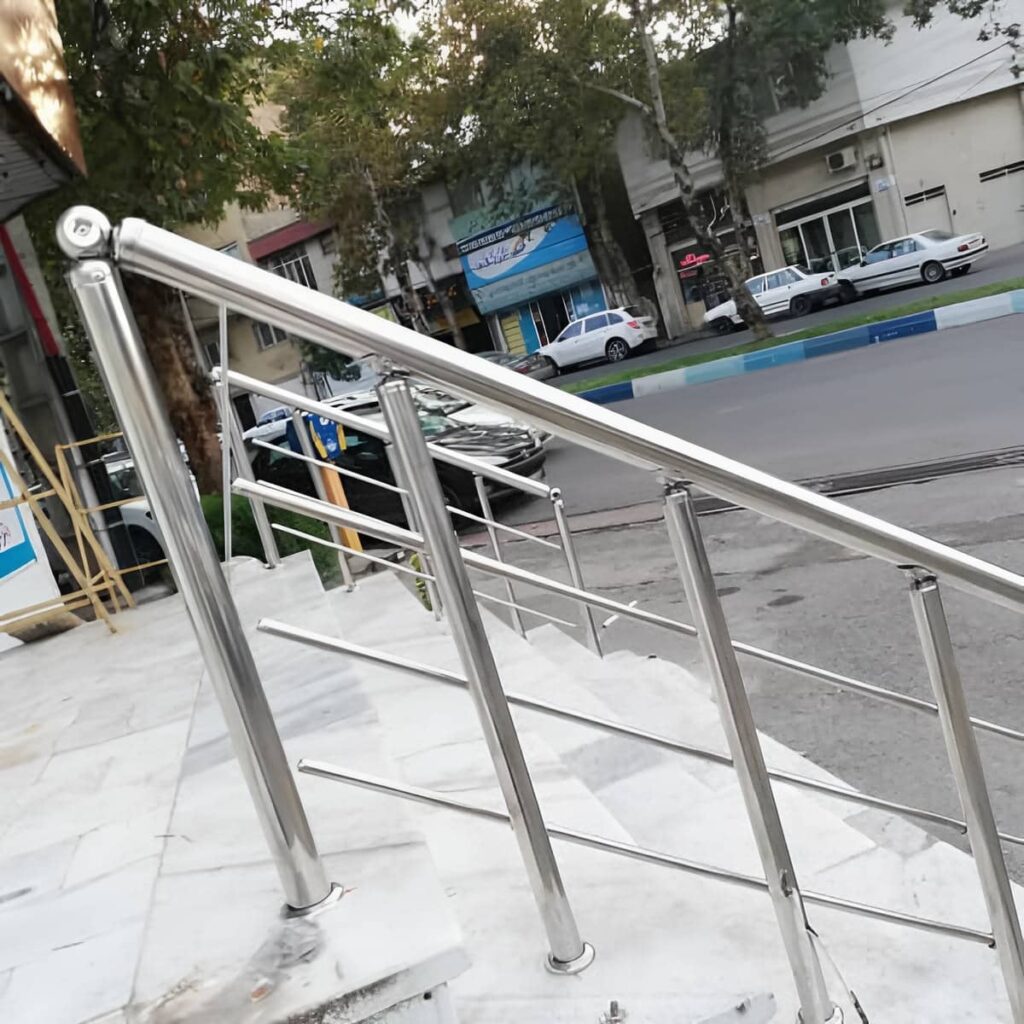 نرده آلومینیومی بالکن با اتصالات هماهنگ