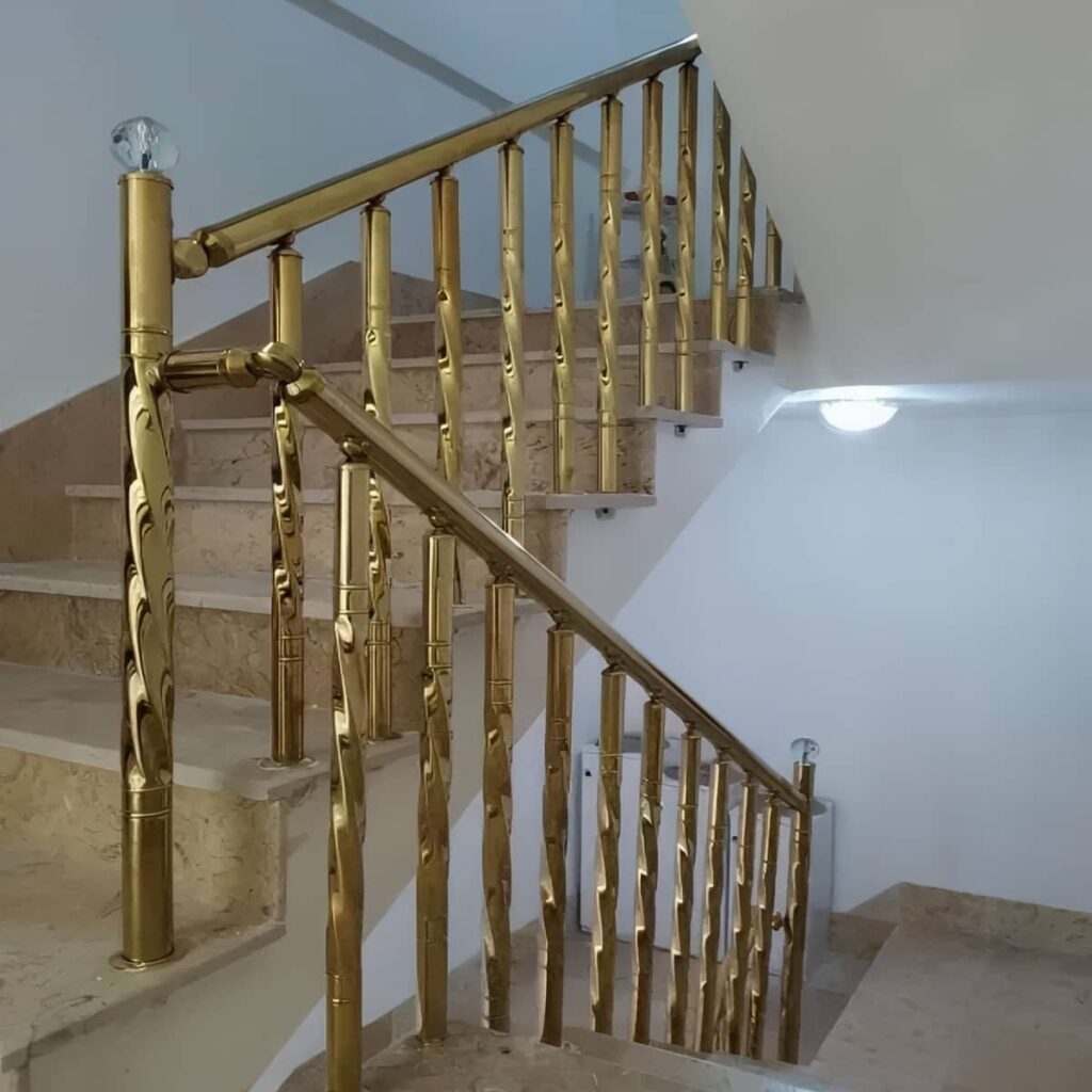 نرده استیل بالکن با پرداخت براق