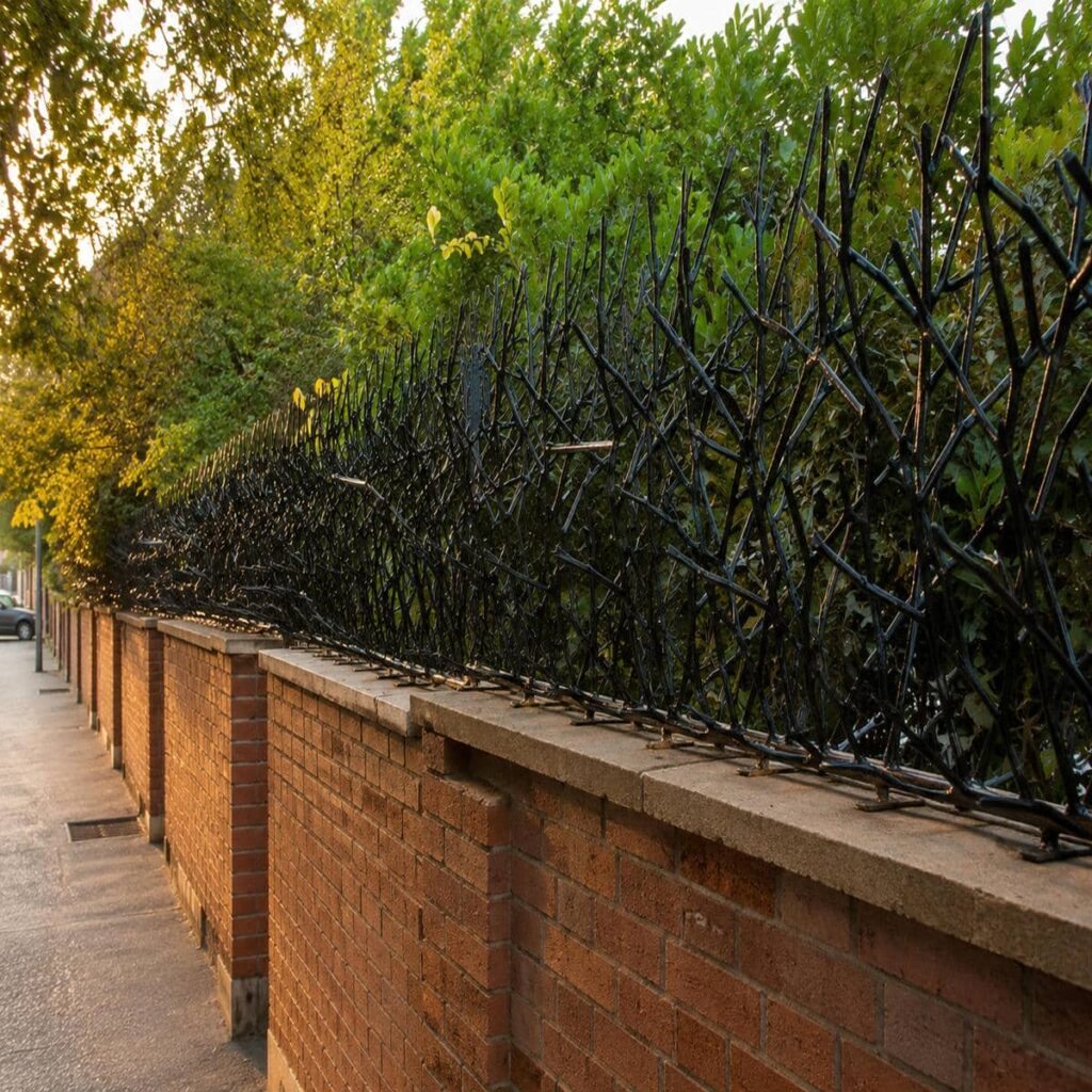نرده دیوار حیاط شاخ گوزنی