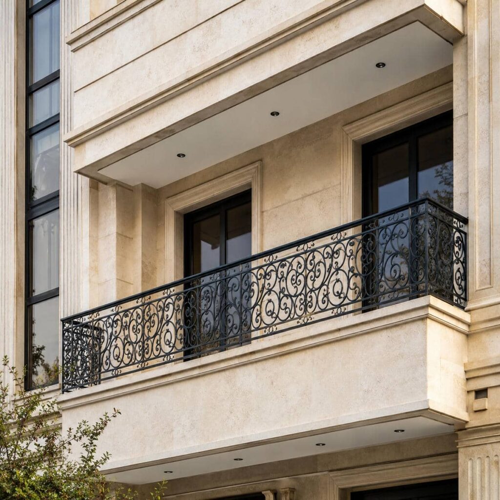 نرده آلومینیومی بالکن با ارتفاع متناسب