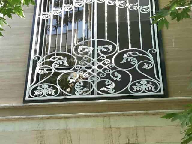 مرکز تخصصی فروش حفاظ پنجره در همدان و حومه