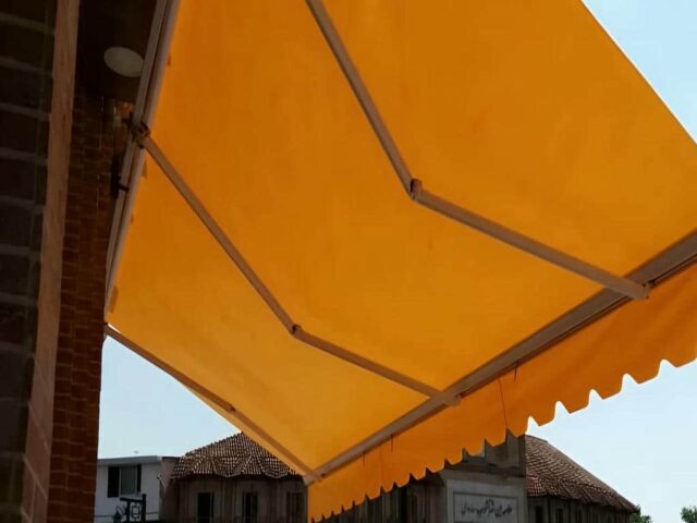 سایبان برقی کرم ورودی مسکونی بندرعباس با گذرگاه باز مرکز فروش سایبان برقی مناسب ورودیها در بندرعباس و حومه
